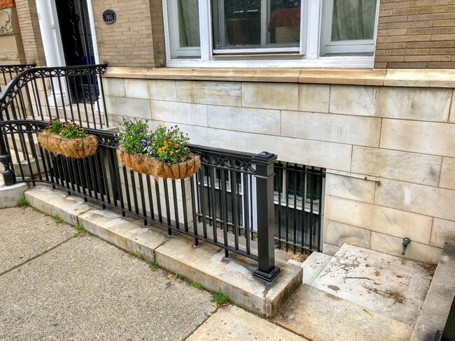 Photo - 375 State Street Unit Garden Apt