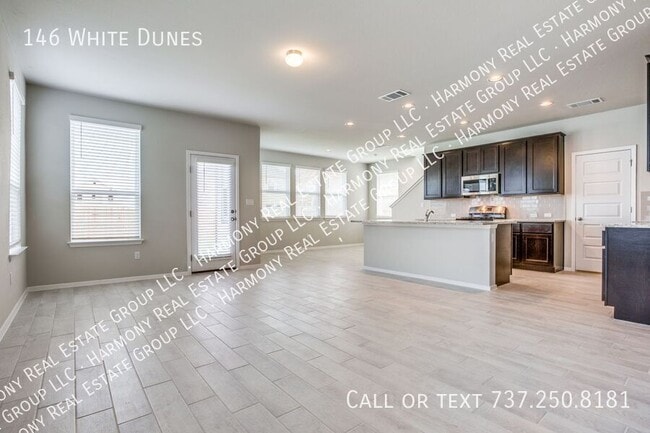 Photo - 146 White Dunes Dr