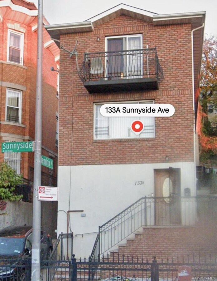 Photo - 133A Sunnyside Ave