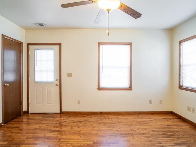 Photo - 1702 W Cypress St