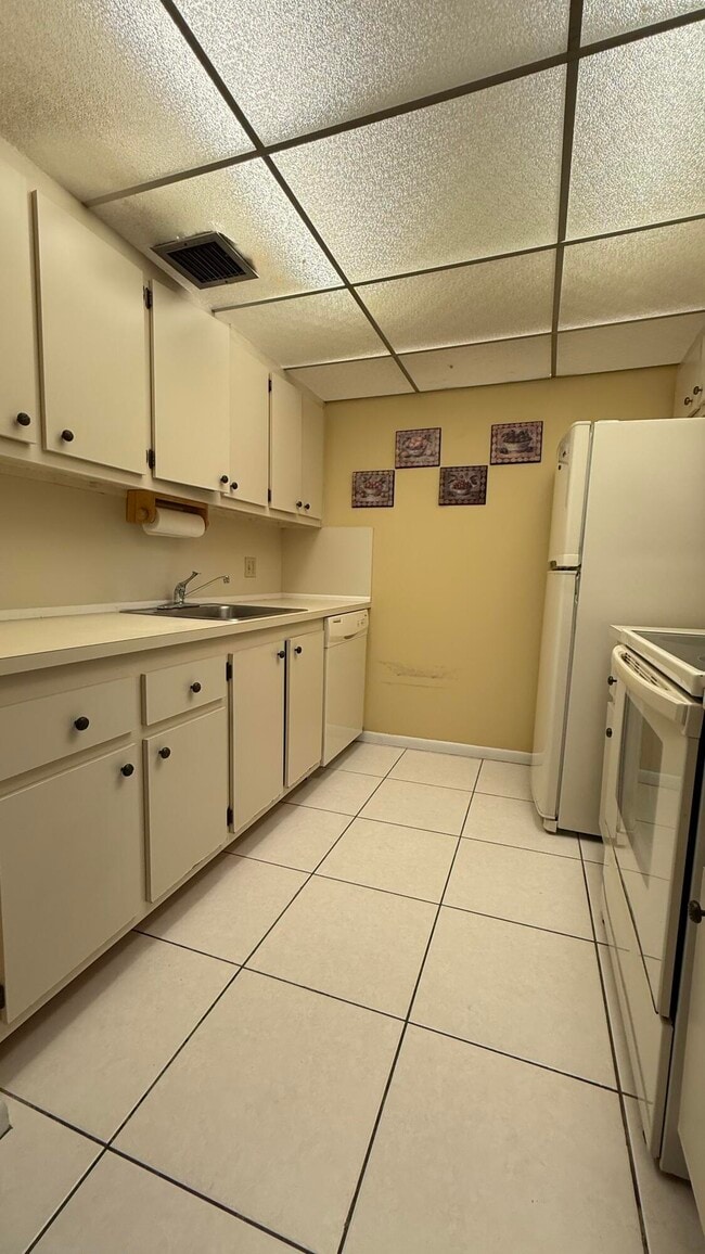 Photo - 400 SW 134th Way Unit 411f