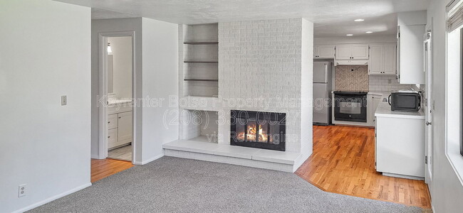 Photo - 254 W Fall Dr