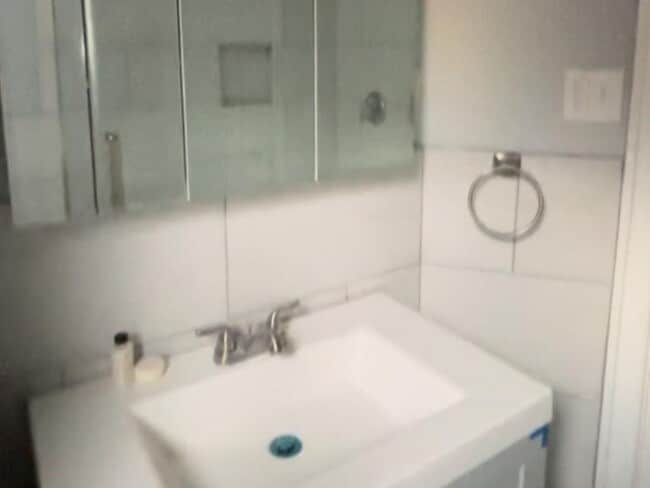 Photo - 102 Roselyn St