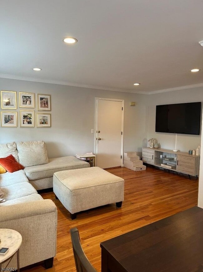 112 Preston Ave