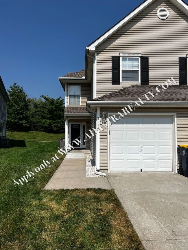 Wonderful 3 Bed 3 Bath in KCMOAvailable i... House House Rental in