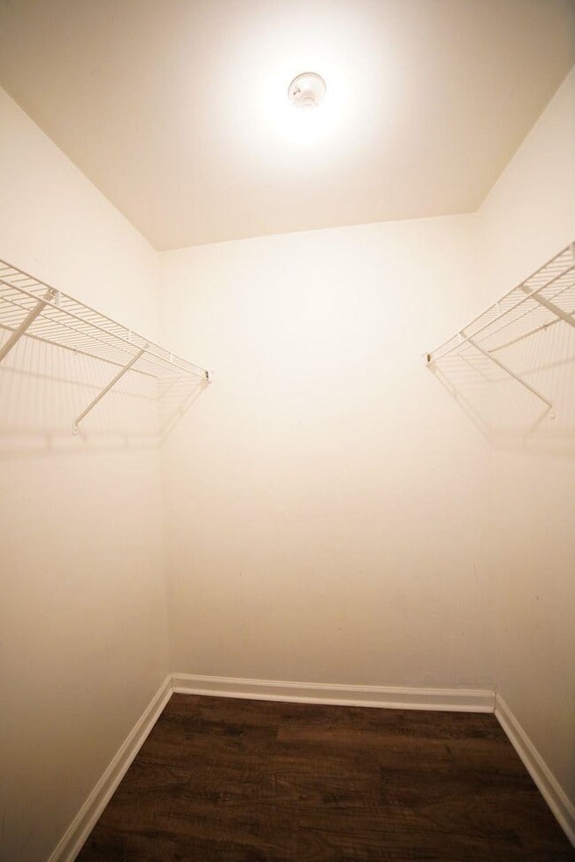 Photo - 2555 Chateau Ln Unit 2