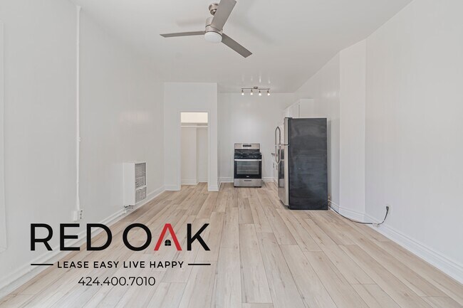 Photo - 744 Beacon Ave Unidad 602 Rental