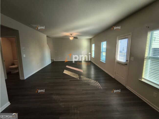 Photo - 209 Oliver Dr