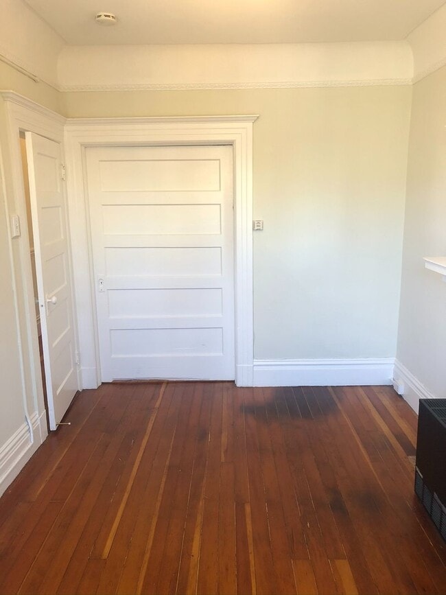 Photo - 2 Bedroom, 1 Bath in the Heart of the Miss...