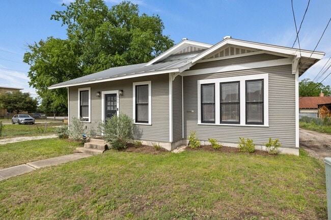 Photo - Adorable 3 bedroom 2 Bath home with Office...