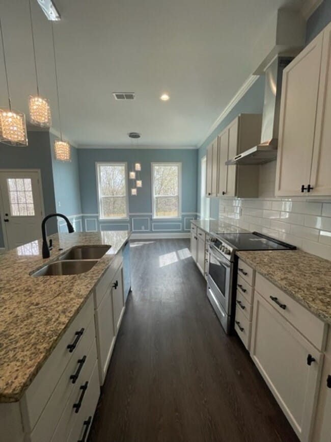 Photo - 1033 Stagecoach Bend