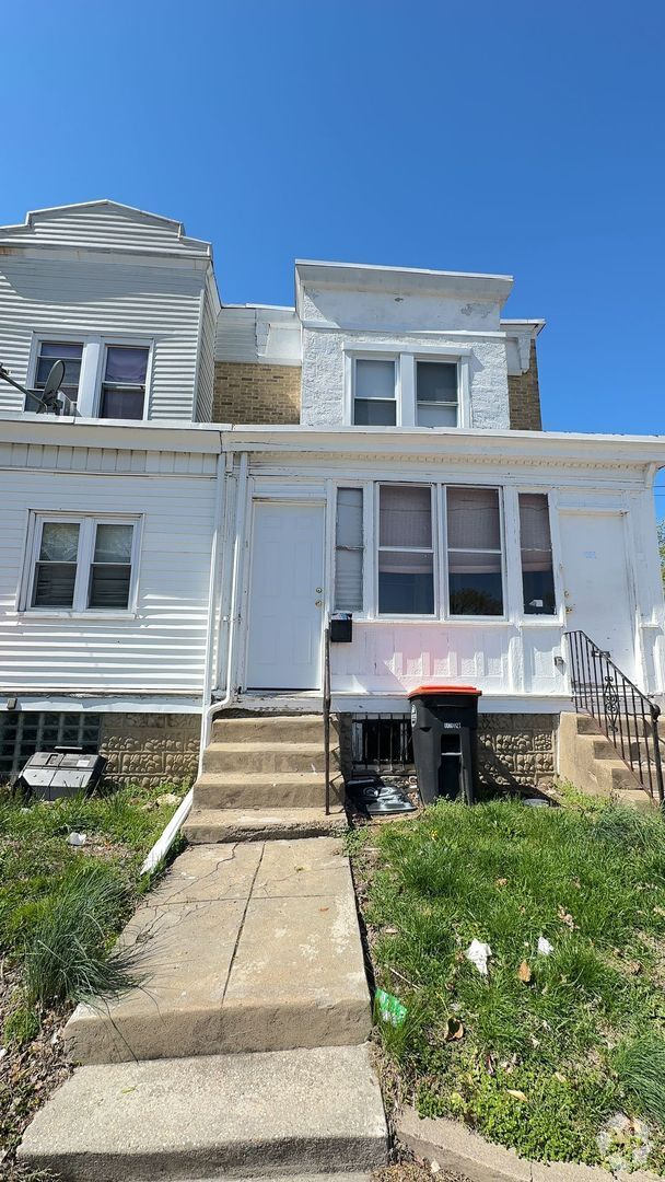 Building Photo - 144 E 21st St Unit B Rental