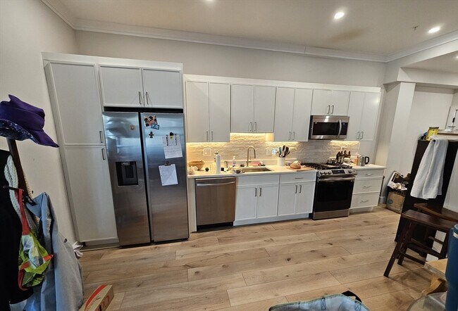 Photo - 9 Everett St Unit 5