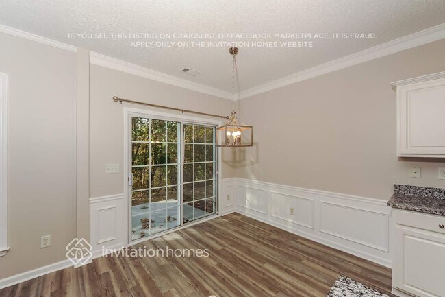 Photo - 112 Regent Pl