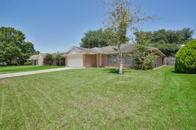 Photo - 2311 Old Oak Ln