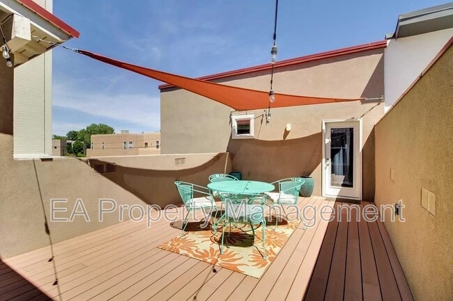 Photo - 1419 Coal Ave SW