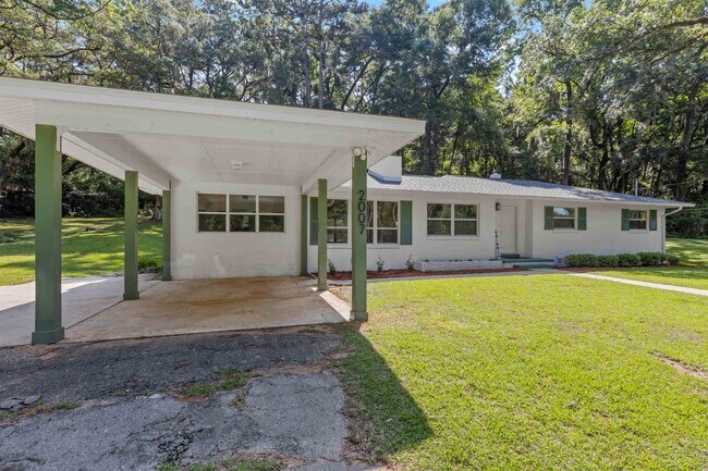 Photo - 2007 Rosedale Dr House