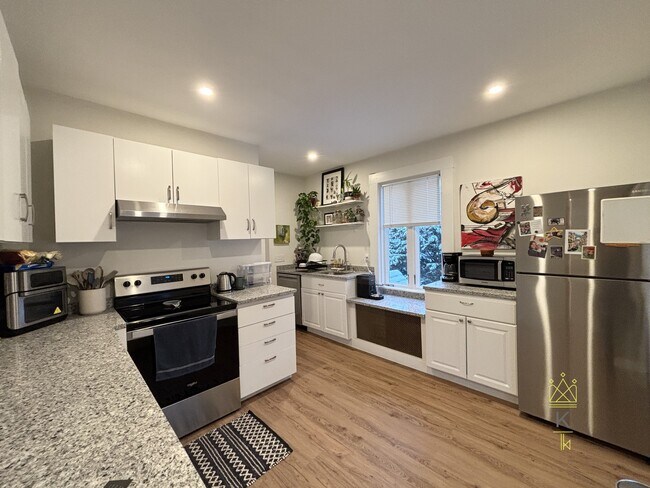 Photo - 21 Osborne Rd Unit 2