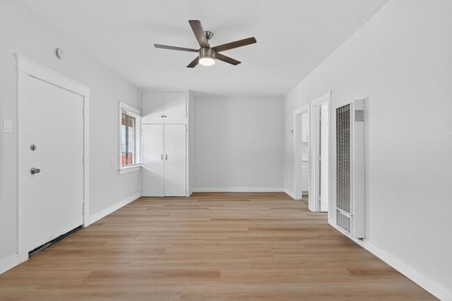 Photo - 915 Cherry Ave Unidad 110