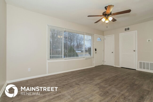 Photo - 5806 Alanadale Dr