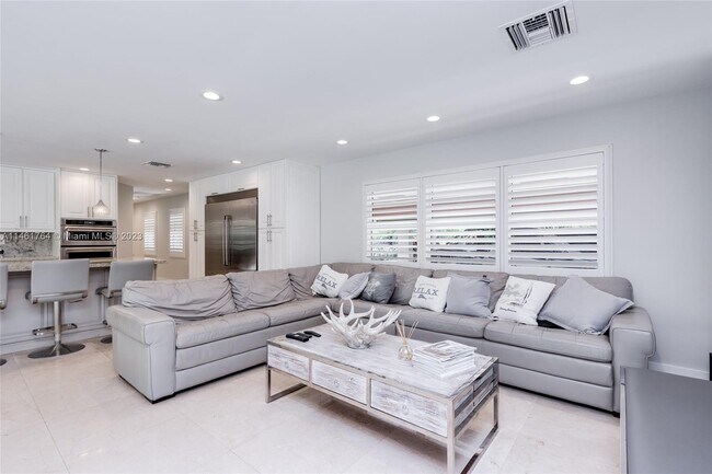 Photo - 6550 NW 83rd Terrace