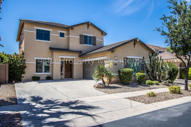 Photo - 951 E Bellerive Pl