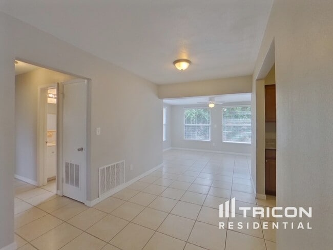 Photo - 2529 Brentwood Dr