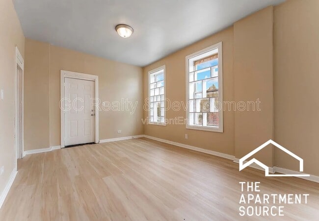Building Photo - 3328 W Chicago Ave Unit 2R