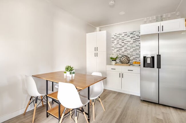 Photo - 1134 N Foote Ave