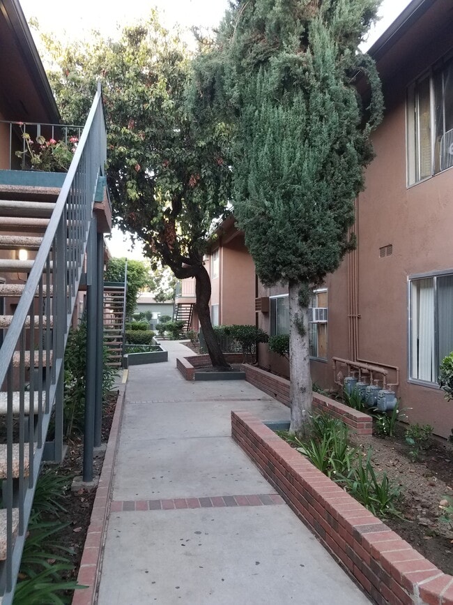 Glenwood Apartments