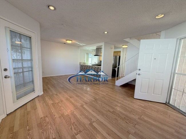 720 Matthisen Cir