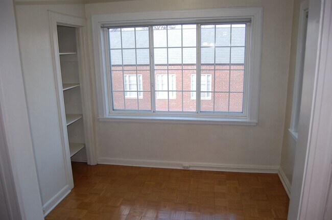 Photo - 1739 G St.