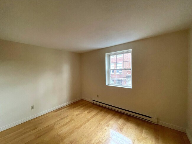 23 Franklin St Unit 6
