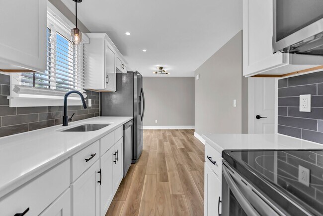 Photo - 52 Sebring Dr Townhome