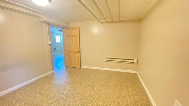 Photo - 4933 W Schubert Ave Unidad G