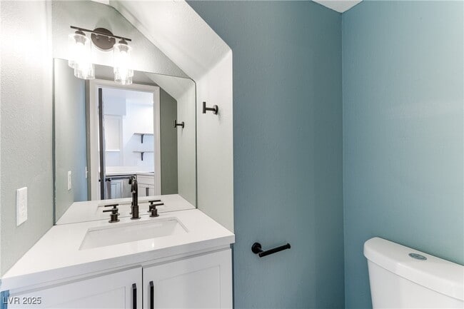 Building Photo - 2819 Briar Knoll Dr