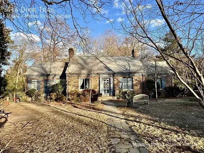 414 Dixie Trail