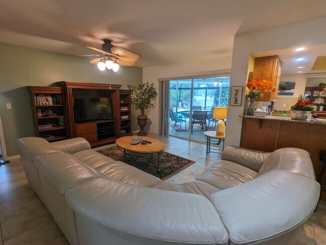 Photo - 5409 Palm Aire Dr