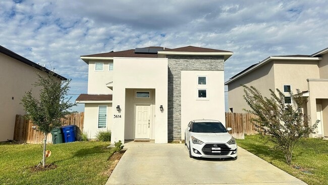 Building Photo - 3614 Jorge Sosa Dr