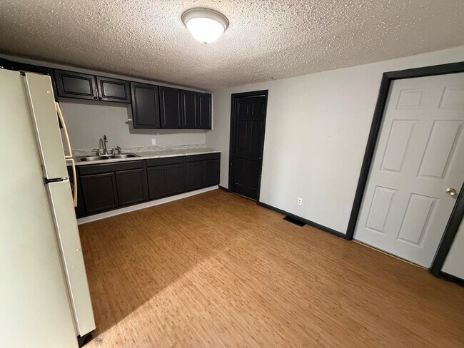 Photo - 707 Lawndale-