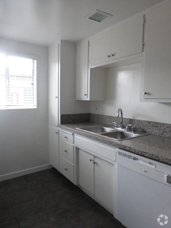Building Photo - 20810 Amie Ave Unit 29 Rental