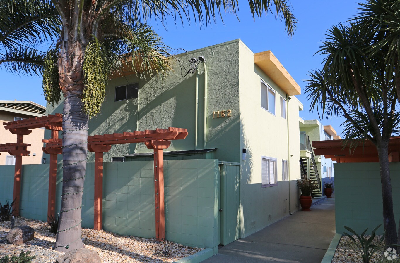 Vista Palms - Vista Palms Apartments