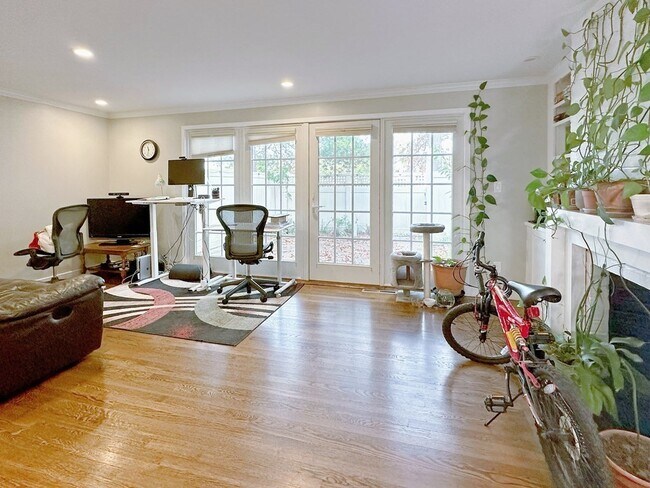 Photo - 11 Oak St Unit 43