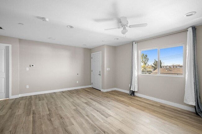 Photo - 11731 Runnymede St Unidad 3