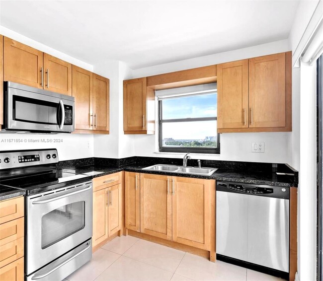 Photo - 2333 Brickell Ave Condo Unit 1416