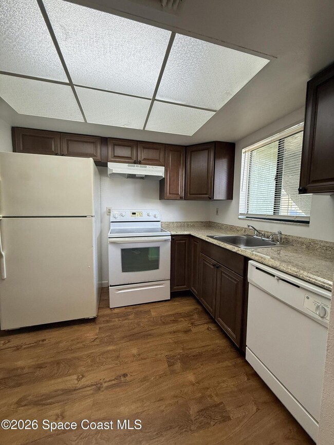 Photo - 1566 University Ln Unit 905