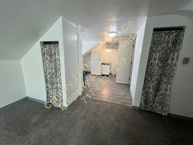 Photo - Clean Efficiency with ALL UTILITIES INCLUDED Unit 4778