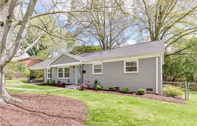 Building Photo - 4201 Seaforth Dr