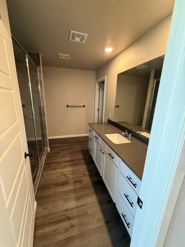 Photo - 7720 Westhall Pl