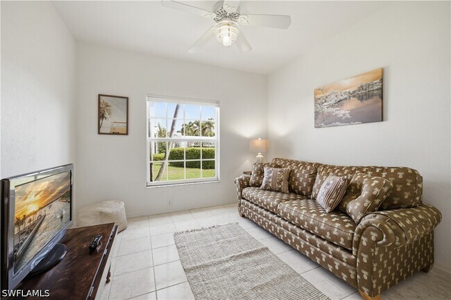 Photo - 829 Tanbark Dr Unit 104